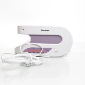 UV-LAMPA - UV/LED-lampa från silvercrest för gellack/shelllack/akrylnaglar! Välanvänd under ca 1 år men har mycket kvar att ge! Lysrör i taket fungerar som i nyskick! Älskar denna lampa men har nu fått en ny så säljer denna! Eventuell frakt betalas av köparen!