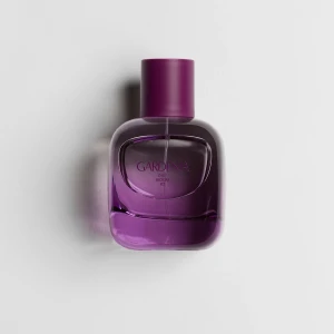 Zara parfym  - Helt ny parfym från Zara som endast är testad en gång. Skulle säga att den är väldigt lik Black opium i doften❤️‍🔥