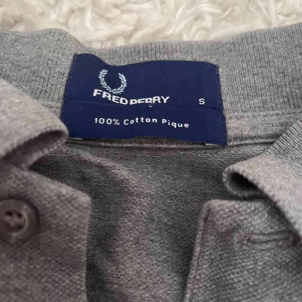 Piké från fred Perry . Skjortor.