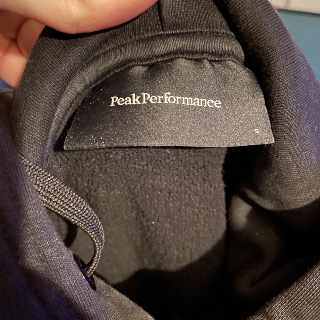 Peak Performance Hoodie  - 90