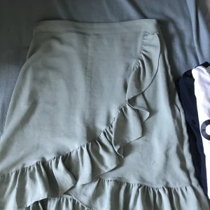 Kjol - Jätte fin kjol 