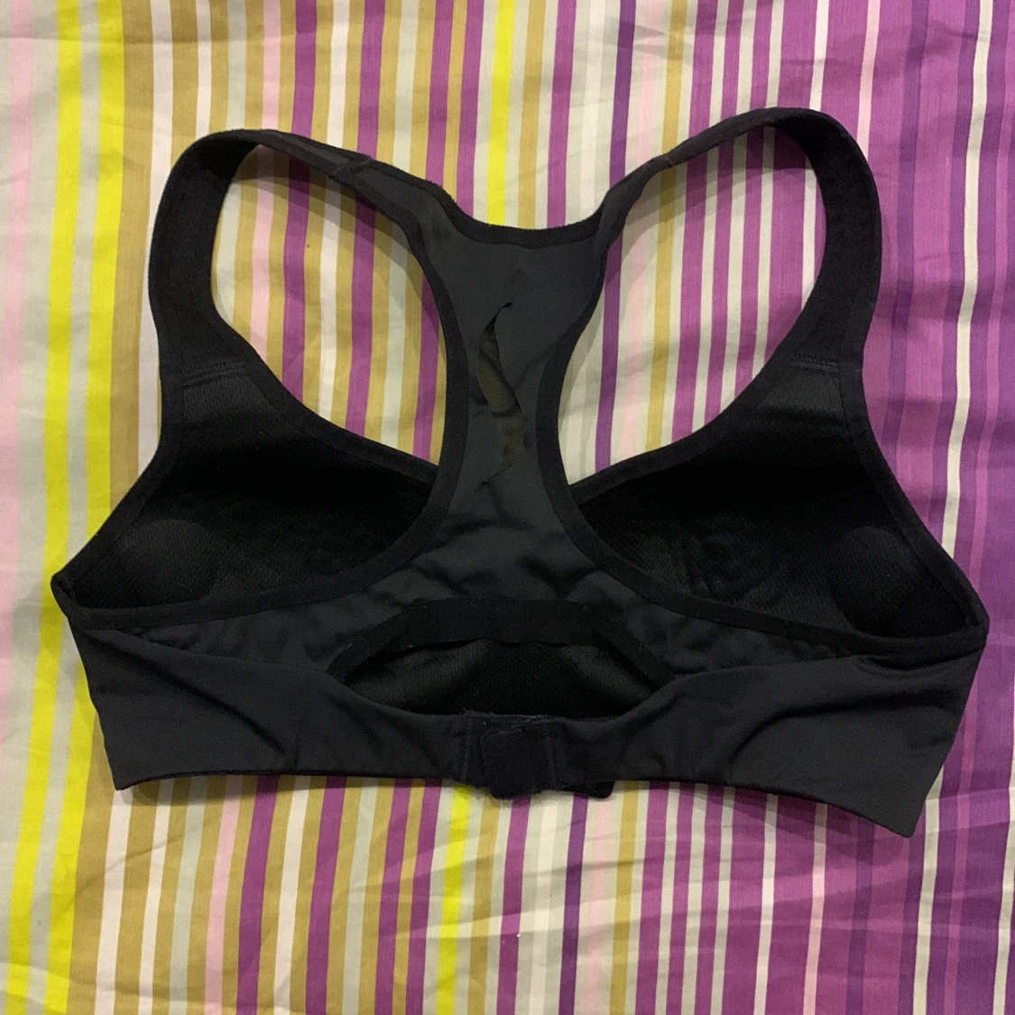 Svart sport-bh från Casall - 90