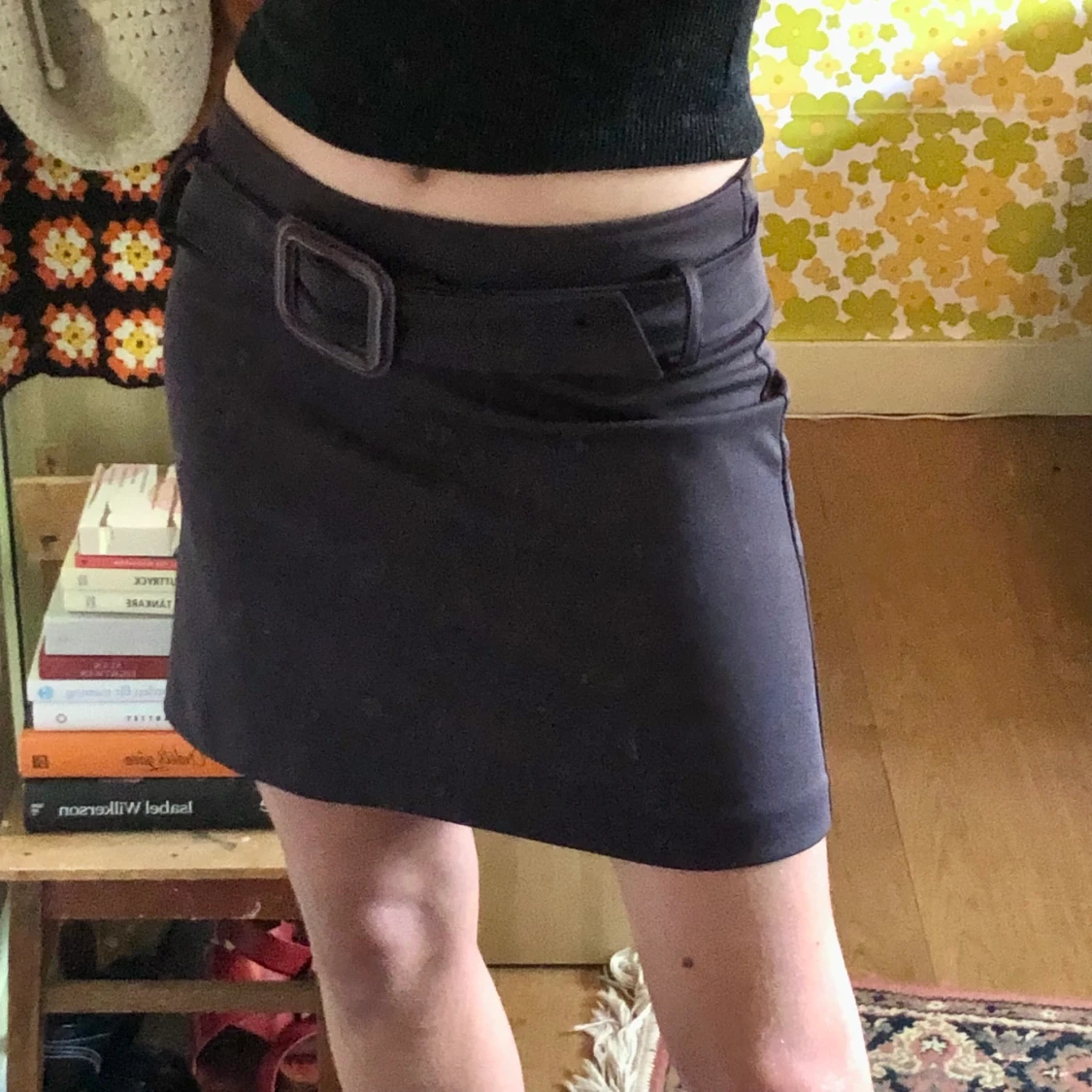 Minikjol med coolt bälte  - 90