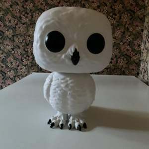 FUNKO POP! SUPER SIZED HARRY POTTER HEDWIG! WITHOUT BOX!