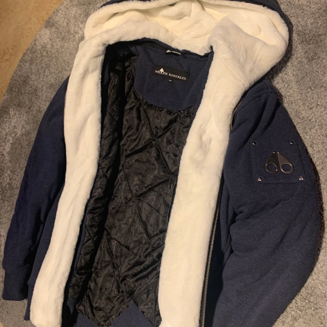 Moose Knuckles jacka strl M - 90