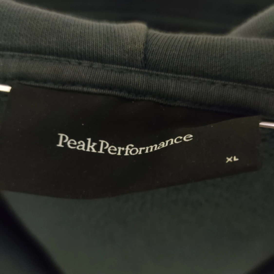 Peak Performance Zip-up - 90