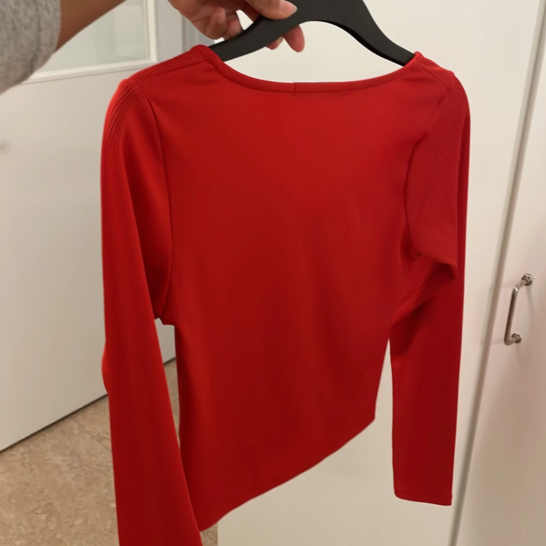 Röd topp från BikBok - 91