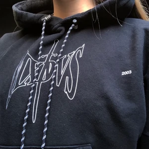 MXDVS HOODIE - Storlek (L) Köpt för runt 1500:- från Germany🇩🇪