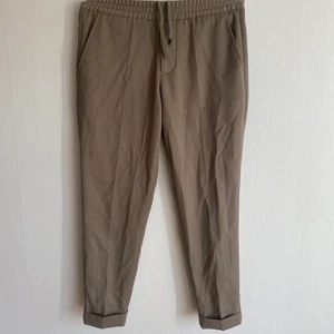 Filippa K Garbadine Byxor - I väldigt bra skick☀️  Storlek 46👖