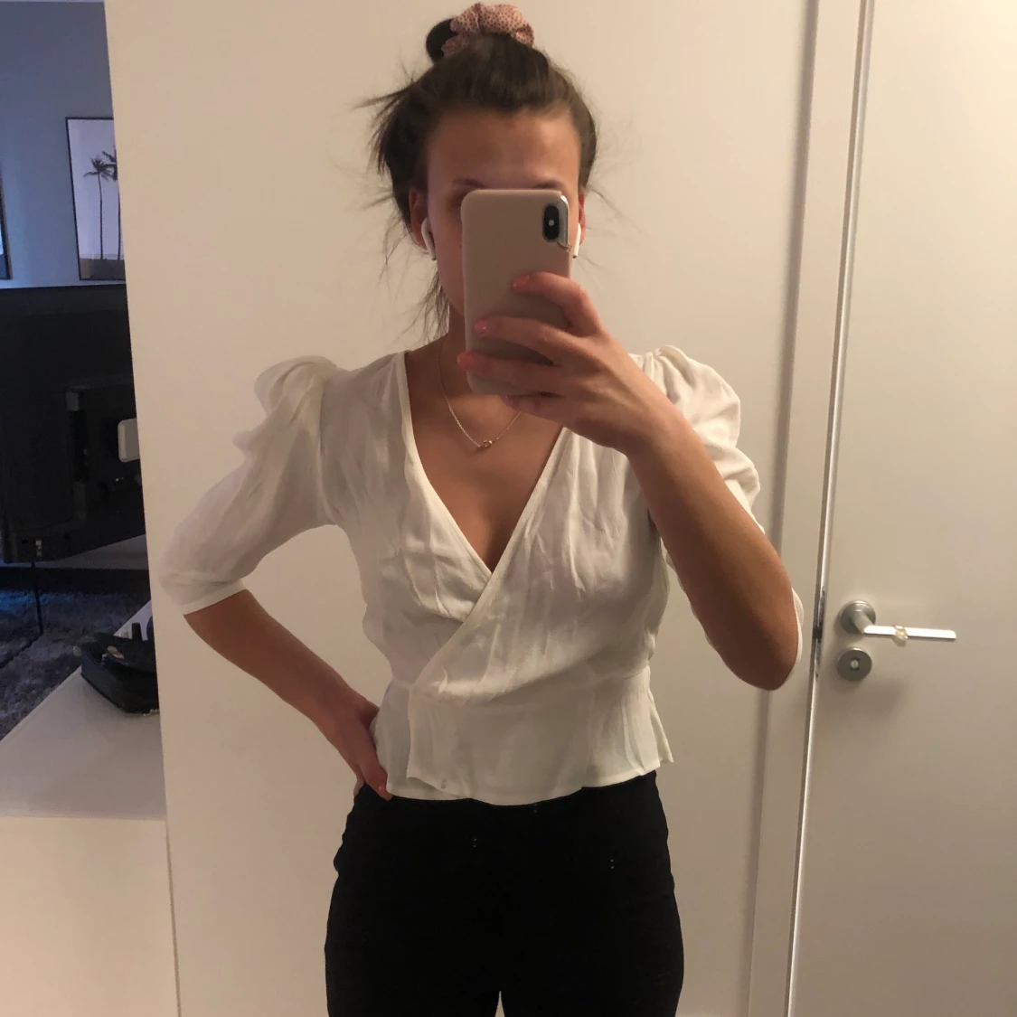 Fin blus från Chiquelle med puffärm