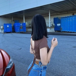 TOPP - strl. 34 - Plagget är i bra skick då jag endast använt den några gånger. Passformen är bra och sitter åt vid bysten