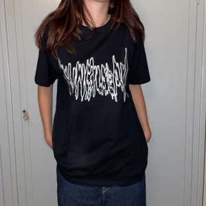 YUNG LEAN MERCH - Nyskick ❤️