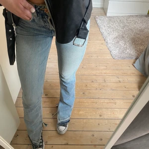 jeans med slits - världens snyggaste jeans som sitter helt perfekt!! 