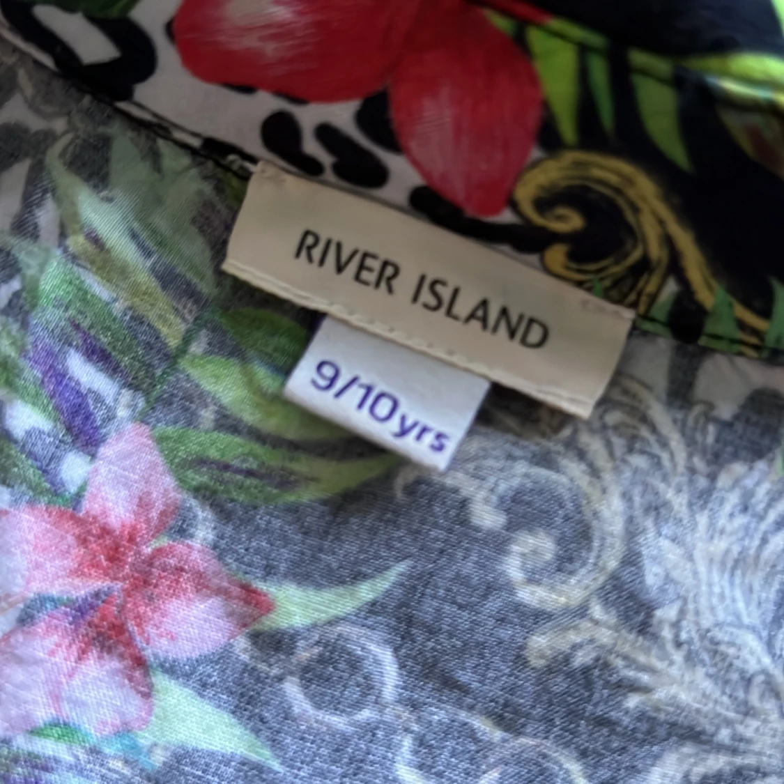 Mönstrad blus  - 91