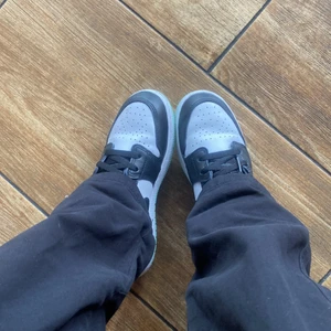 Jordan 1 low - Helt nya jordan 1 low easter tie dye storlek 37,5 passar även 36,5 Med kartong 