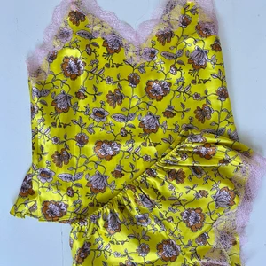 Victoria’s Secret Satin sleepwear set - Brand new never worn VS sleepwear set. Size:XS