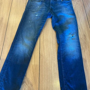Jeans  - Säljer mina jeans i storlien 32/30 från jack&jones