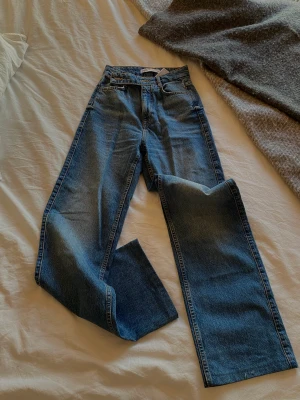 Skitsnygga jeans  - Helt klart mina favvis jeans … tyvärr blivit för små för min del !! 🤪