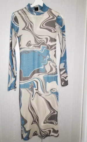 Klänning  - I jätte bra skick