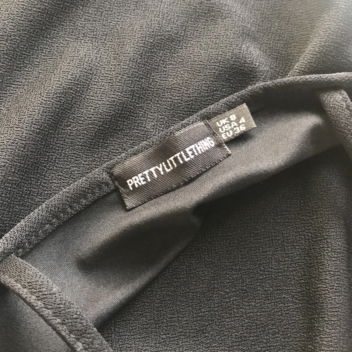 Lång kroppsydd klänning  - 91