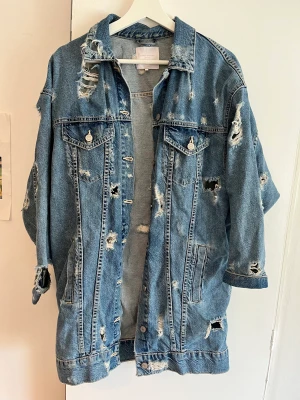 Jeansjacka - Jeansjacka som knappt är använd så i mycket gott skick!