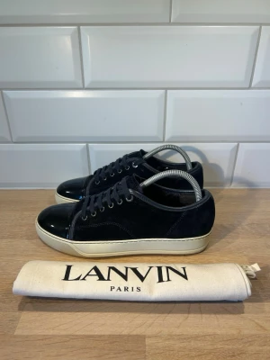 Lanvin Skor - Lanvins i mycket bra skick | Storlek: uk5= 40 | Ingår: Dustbag | Vid frågor eller diskussion om pris är det bara att skriva✍🏼| Frakt inom 48h📦