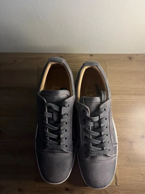 Christian Louboutin  - Helt nya och oanvända, box och skopåse medföljer