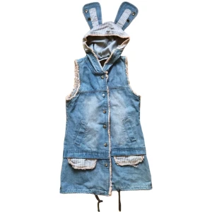 Vintage miniklänning/ jeansklänning/ denimdress, y2k/ cyber/ alt/ coquette/ kawaii/ 2000tal - Coolaste jeansklänningen nånsin! med kaninöron och rutiga detaljer på!