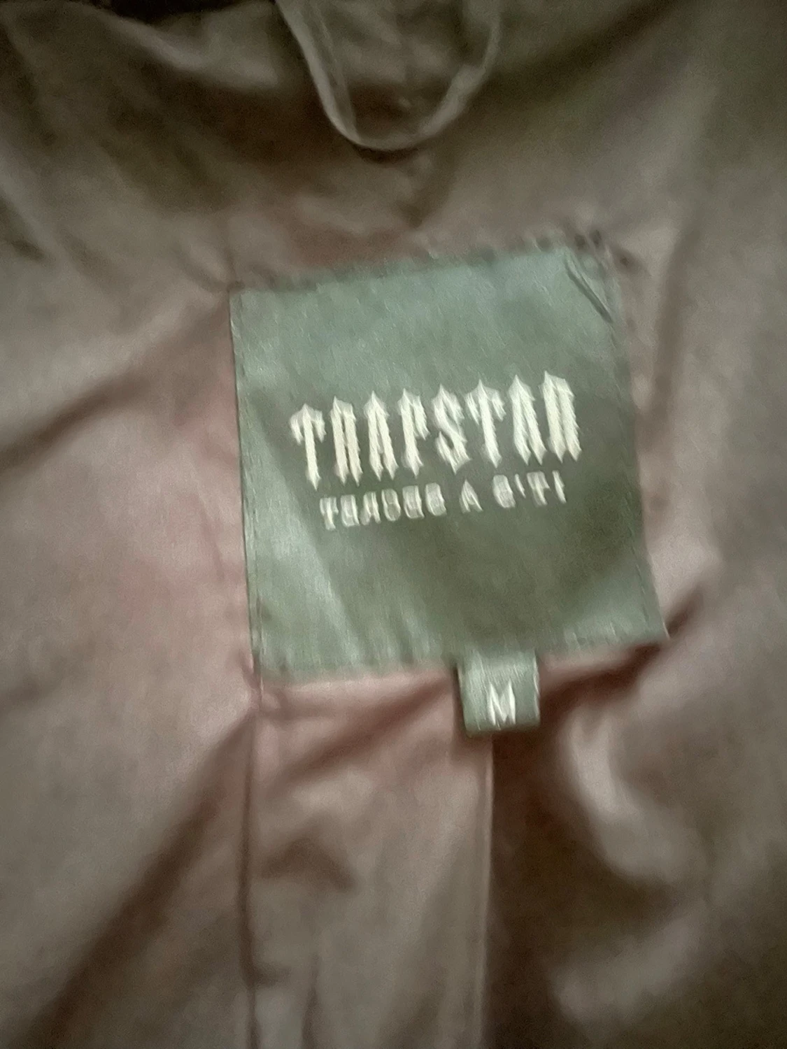 Svart dunjacka med huva från Trapstar - 3