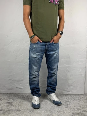 Replay jeans  - Ett par riktigt snygga jeans från Replay i storlek W28 L30 i modellen Willbi
