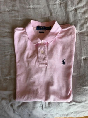 Polo ralph lauren tröja - Passar till M, använt några få gånger bara