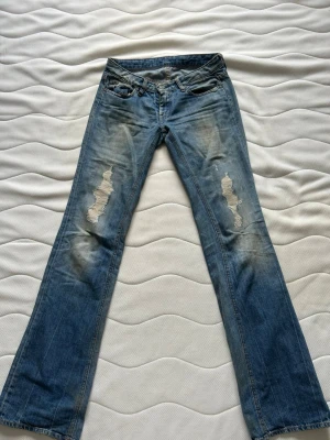 Bootcut jeans - Såå snygga, men tyvärr blivit för små