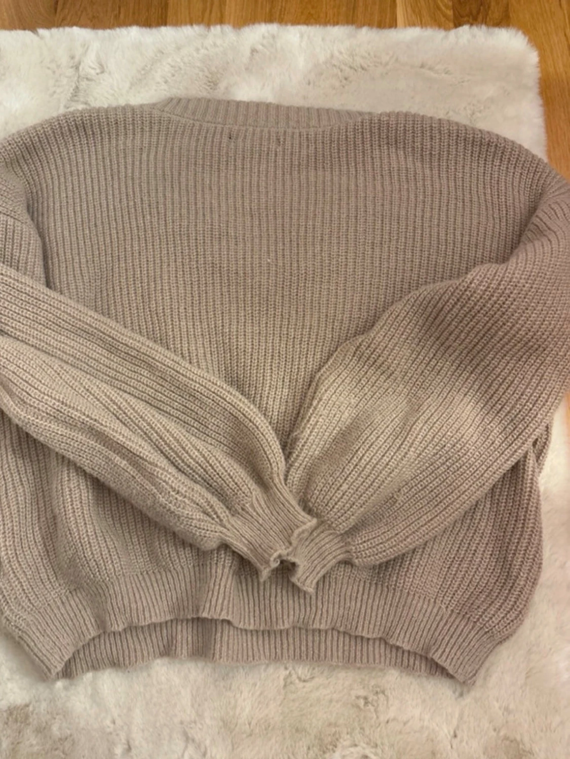 Beige stickad tröja - 2