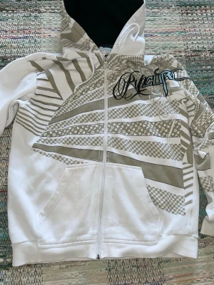 Ripcurl Hoddie - Snygg ripcurl hoddie i bra skick