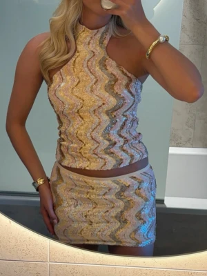Glittrigt set från Subdued - SÅ snyggt set från Subdued!! Endast använt en gång💘💘Finns inte kvar på hemsidan, nypris runt 1000 kr!