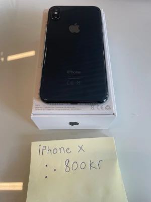 IPhone X  - IPhone X i nyskick! Kvitto och original box medföljer.