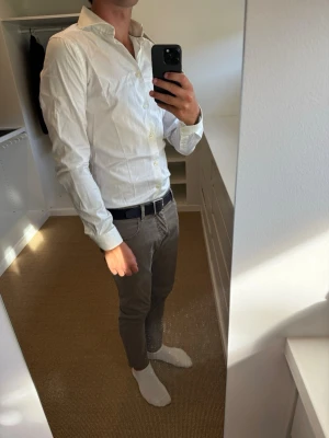 Eton Skjorta - Skjorta från Eton - Storlek 37 (S) - Skick 8,5/10 -  slimfit