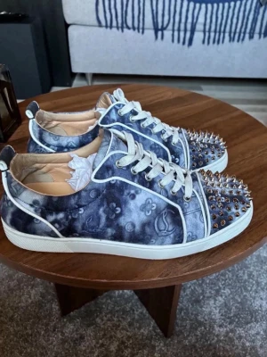  Christian Louboutin  - Nu säljer jag mina riktiga louboutins för billigt 