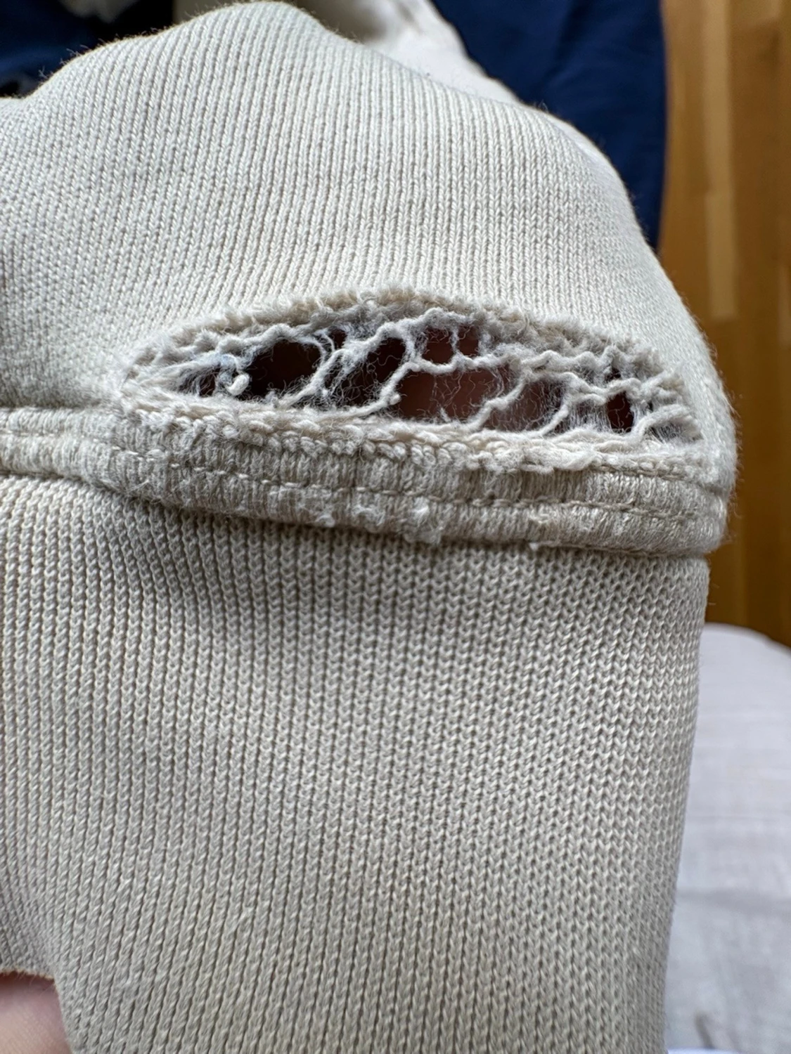 Beige hoodie med teddyfoder - 5