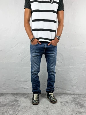 Replay jeans  - Ett par riktigt snygga jeans från Replay i storlek W30 L32 i modellen Grover  