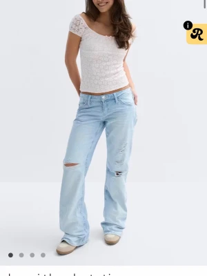 Gina low waist loose bootcut jeans  - Helt nya med prislapp kvar, stl 164💕Pris kan absolut diskuteras!! 