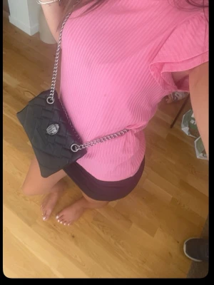 Rosa topp - Jätte fin topp som jag älskar💖säljer pga för den börjar bli för liten