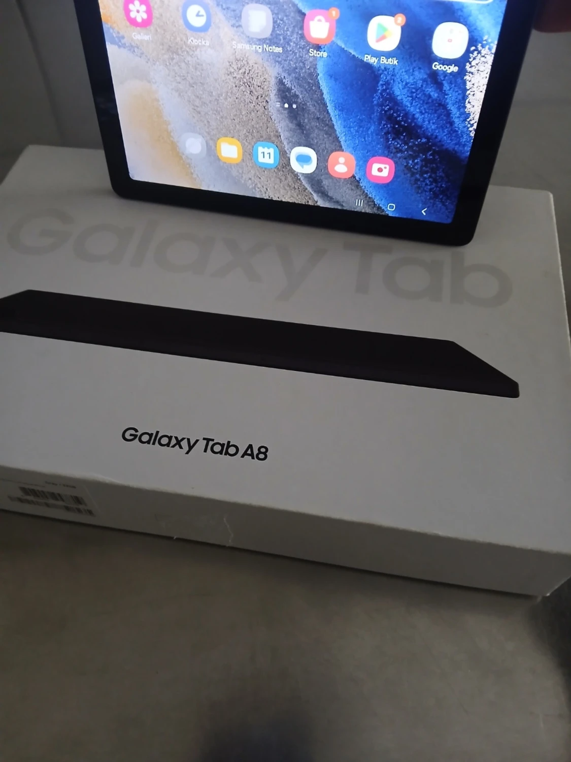 Samsung Galaxy Tab A8 surfplatta - 1
