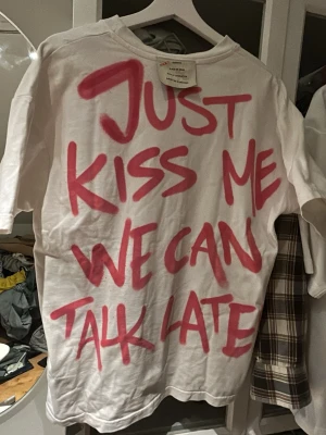 Nart T-shirt  - T-shirt från klädmärket Nart, original förpackning följs med, tveka inte på att skriva om du undrar något