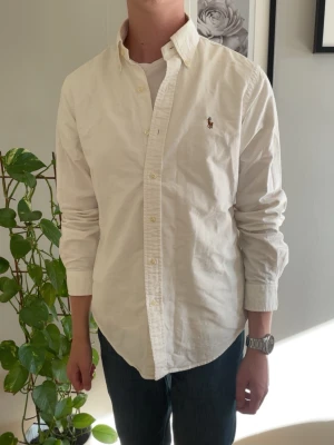 Ralph Lauren Skjorta - Ralph Lauren | Storlek: S | Skick 9/10 | Färg: Vit | Nypris: 2000kr | 100% Autentic 