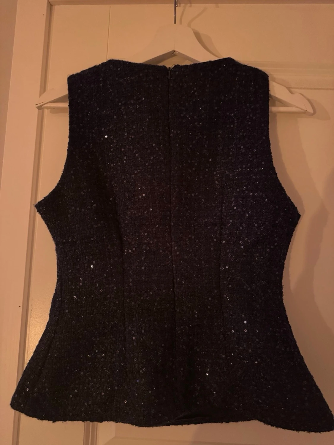 Glittrig ärmlös topp - 1