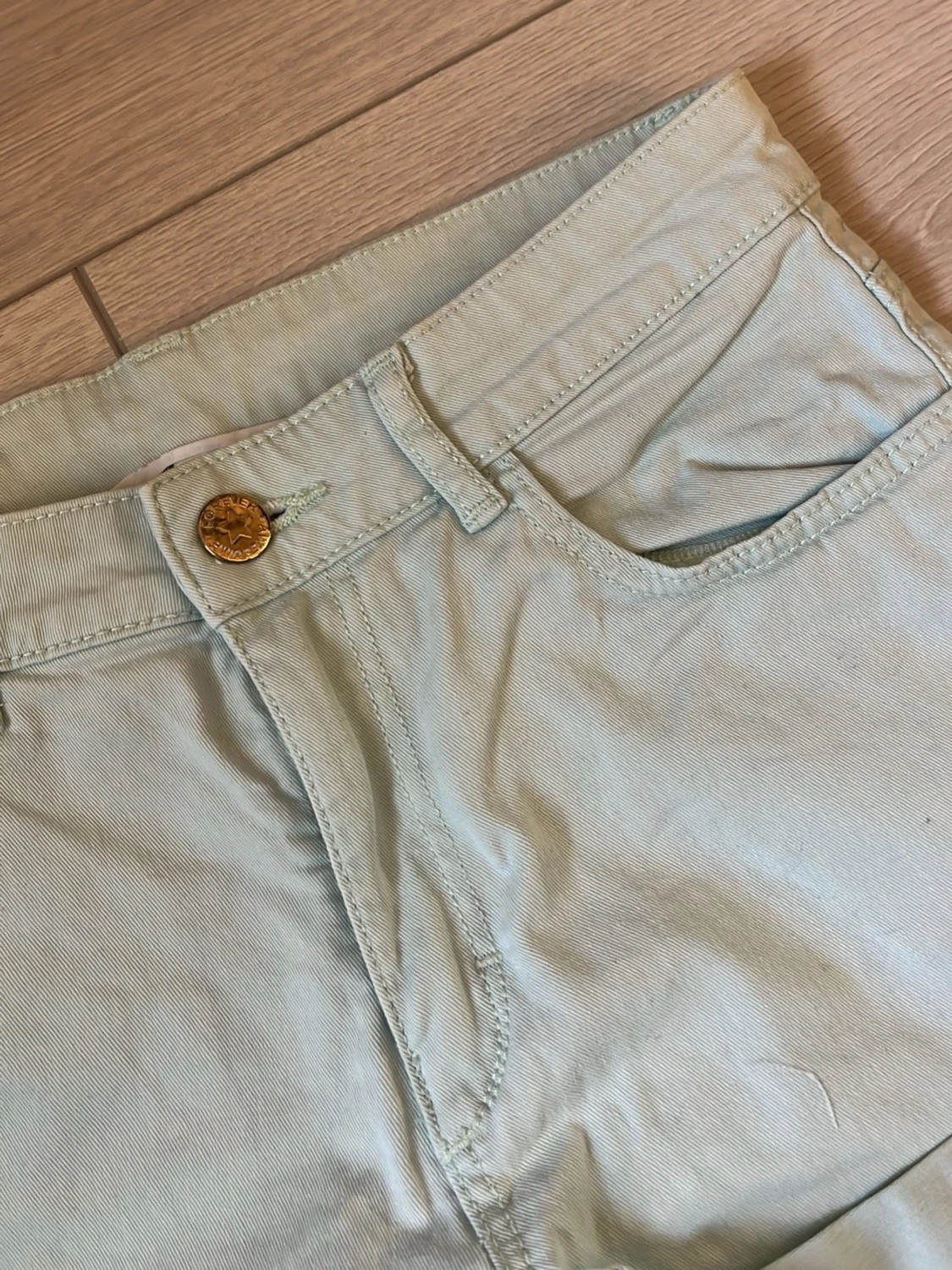 Ljusbeige bomullsshorts