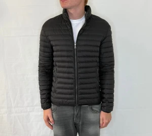 Colmar Jacket Black Men's - Svart Colmar-jacka i storlek S, begagnad i mycket gott skick.