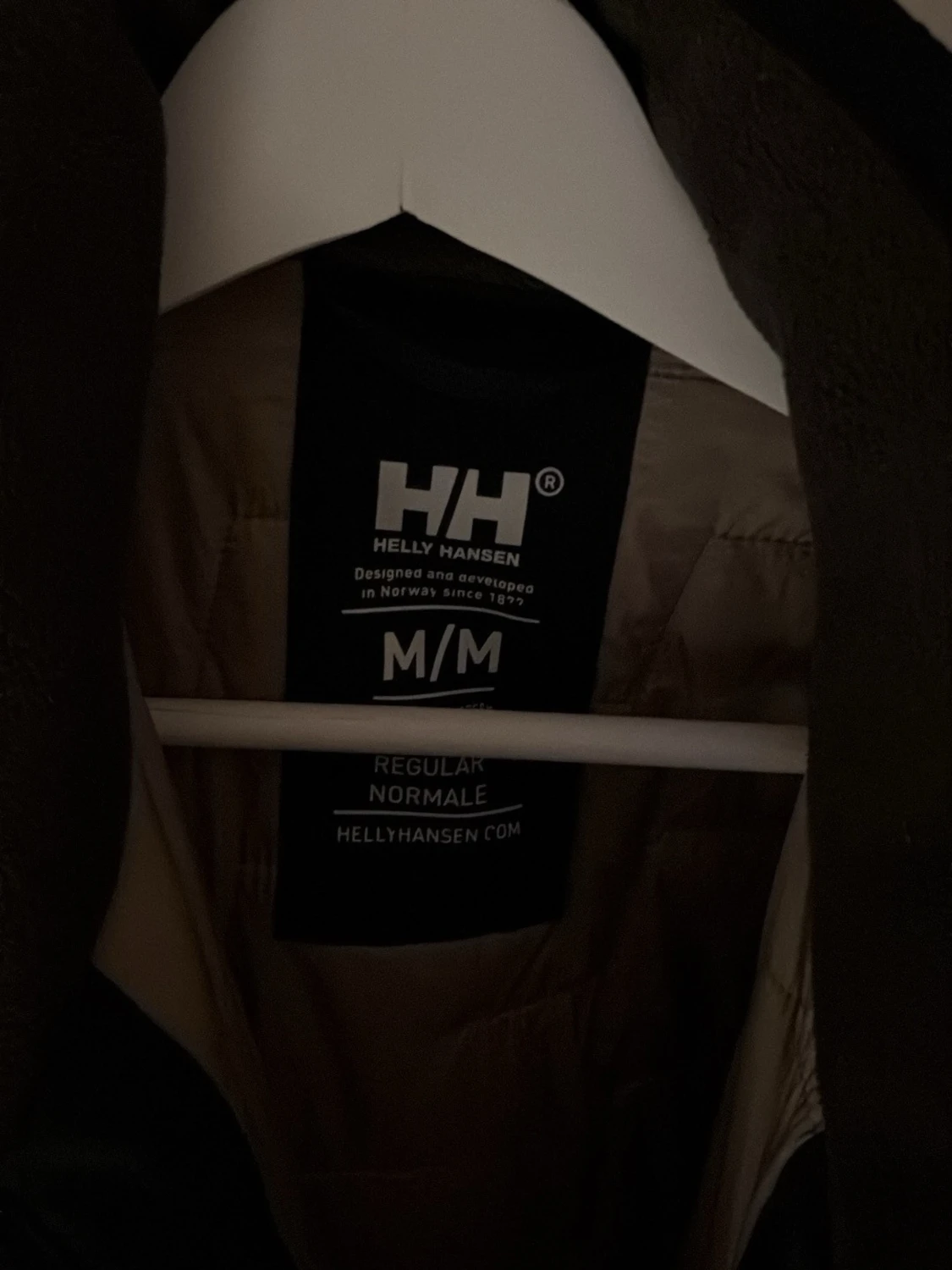 Mörkblå Helly Hansen vindjacka  - 2