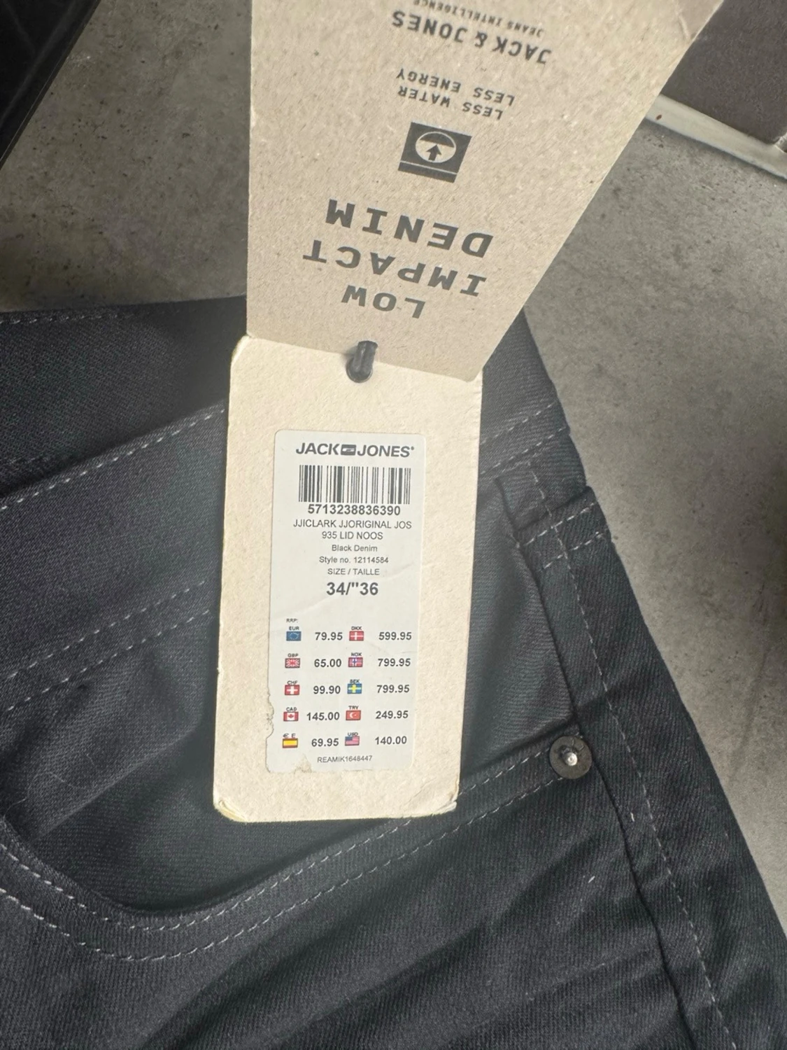 Svarta jeans från Jack & Jones - 1